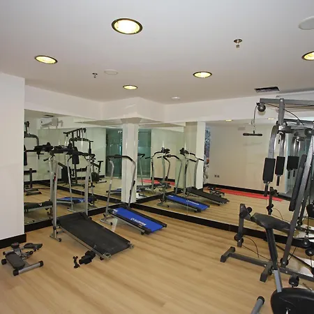 מלון Olympic Palladium העיירה רתימנו